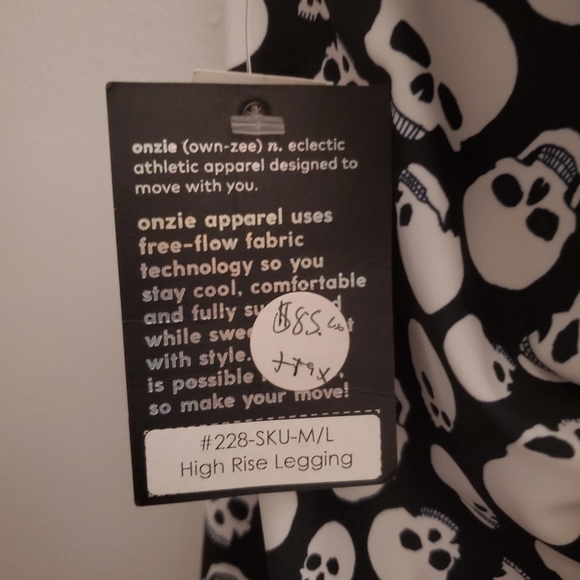 Ozzie Flow high waisted skull leggings - Picture 3 of 4